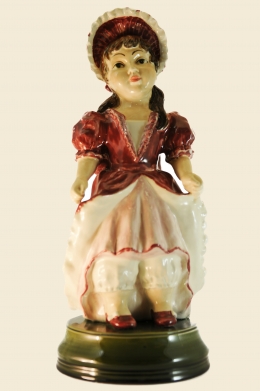 Статуэтка "Кукла на подставке"
