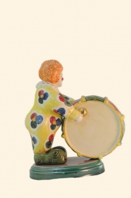 Статуэтка "Клоун с барабаном"